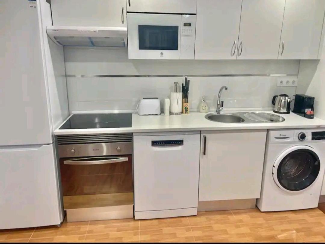 Piso Nuevo Centro Doctor Casal Διαμέρισμα Οβιέδο Εξωτερικό φωτογραφία